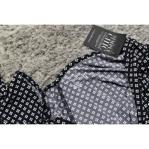 NEW Lane Bryant Black Blouse 26/28 Plus V Neck Floral Short Sleeve Asymmetrical - Picture 5 of 8